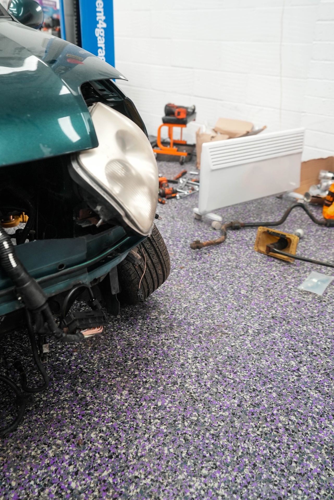 close-up purple flake resin floor texture showing anti-slip aggregate detail